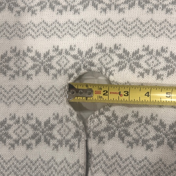 Mini Tree Skirt - Picture 7 of 7